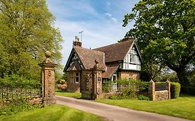 Estate Lodge Sleeps 5 On The Jurassic Coast Devon